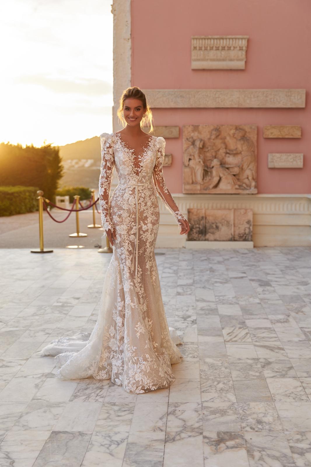 How Zana Zig Zag Ensures a Flawless Fit for Your Wedding Gown